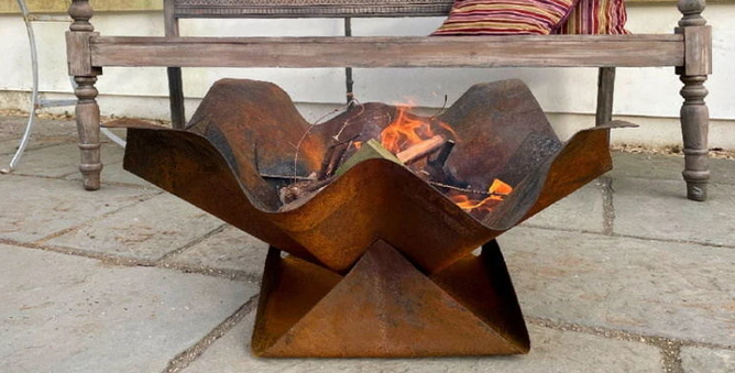 Stahlfeuer im Freien Pit Heater einzigartige Entwurfs-Garten-Dekorations-Erwärmungsbrennholz Corten