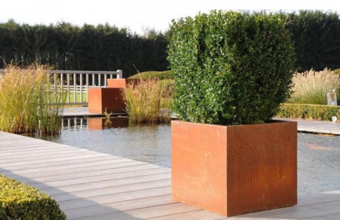 Quadratischer Stahlpflanzer moderne Metallgarten-Topf-Würfel-Größe Corten mit Entwässerungs-Löchern
