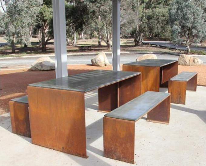 Rusty Red Corten Steel Park Bank der Höhen-40cm im Freien mit Optinal-Schemel