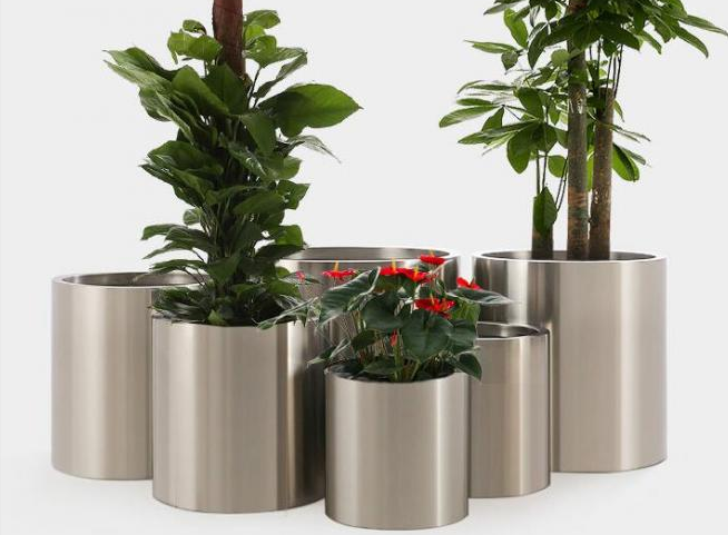 Kundengebundener Größen-dekorativer Polieredelstahl ringsum Blumen-Töpfe