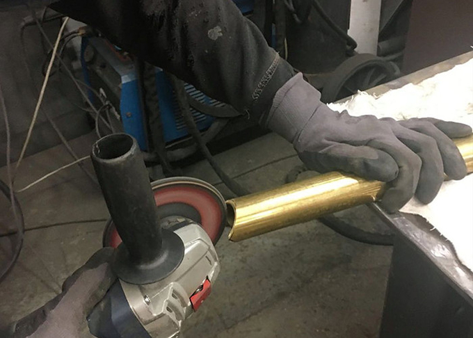 Möbel im Freien für städtischen Bau - Metallhandlauf