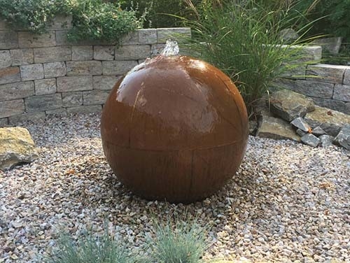 Rusty Corten Steel Garden Fountain-Ball-im Freien geformter Wasserfall