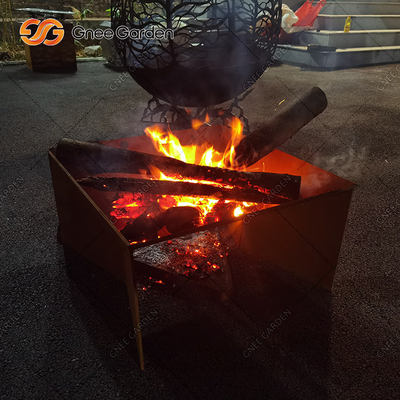 Hölzerne brennende metallgarten-Feuer Grube u. GRILL Corten Stahl