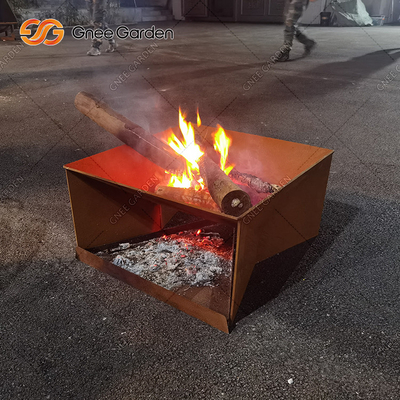 Hölzerne brennende metallgarten-Feuer Grube u. GRILL Corten Stahl