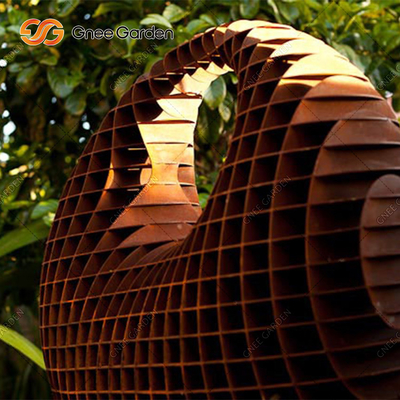 Goldmetallgarten-Statuen-Verzierungs-Skulptur-Stahlstatue Corten klassische