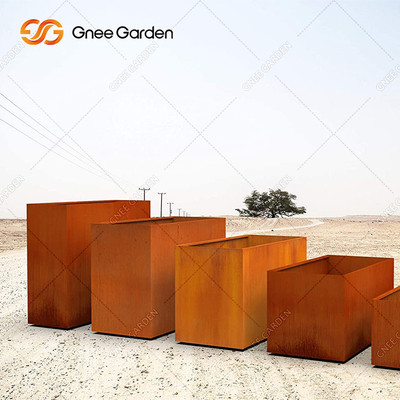 Fertigten Stahlblumen-Töpfe großer Quadrat-Metallpflanzer im Freien Corten besonders an