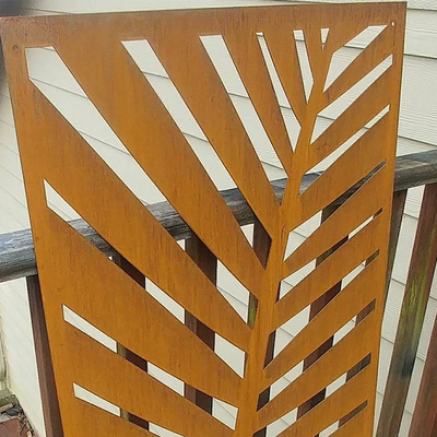Außendekor Stahlgarten Corten sortiert nach Maß starke 2.5mm aus