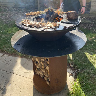 Grillen im Freien aus Corten-Metall, strapazierfähig