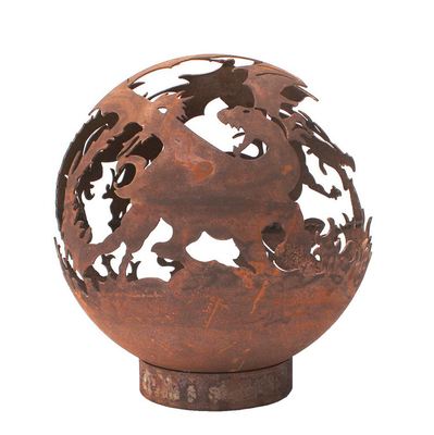 Markante Feuerstelle aus Corten-Stahl, rostiges Metall, 5 mm dick