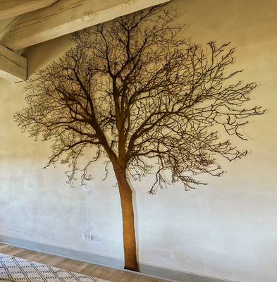 Corten-Stahl verrostete lebensechter Metallbaum im Freien gestalten dekoratives