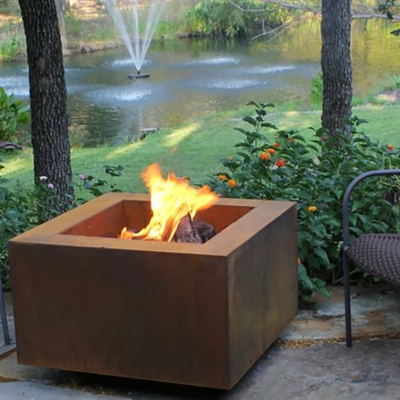 Hölzerne brennende Quadrat-Metallfeuer-Grube im Freien 600 x 600 X H500mm