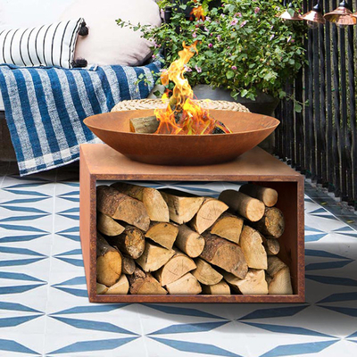 Stahlfeuer im Freien Pit Large Corten Steel Brazier mit Holzlagerungs-Gestell