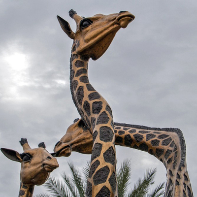 Gnee-Garten-formte lebensgroße große Bronzeskulptur-Giraffe im Freien besonders angefertigt