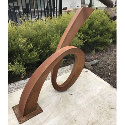 Gnee-Garten-Weinlese Rusty Metal Garden Abstract Sculptures im Freien kundengerecht