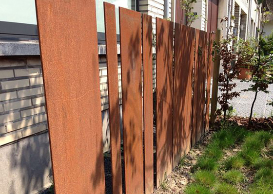 Stahlzaun Panel Exterior Design 2m hoher Garten Corten für Wohn