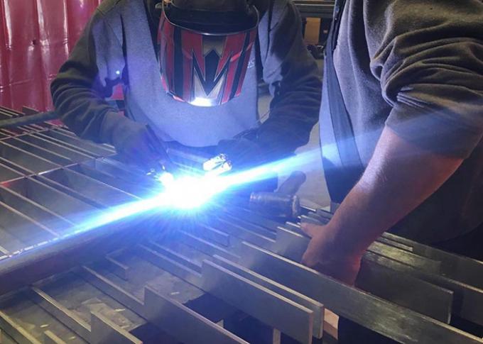 Wie wir Corten Stahlgitter-schweißen machten