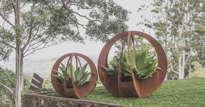 Runde des übersichtlichen Designs formen Metallpflanzer-Töpfe im Freien mit Untertasse für Hausgarten-Dekor
