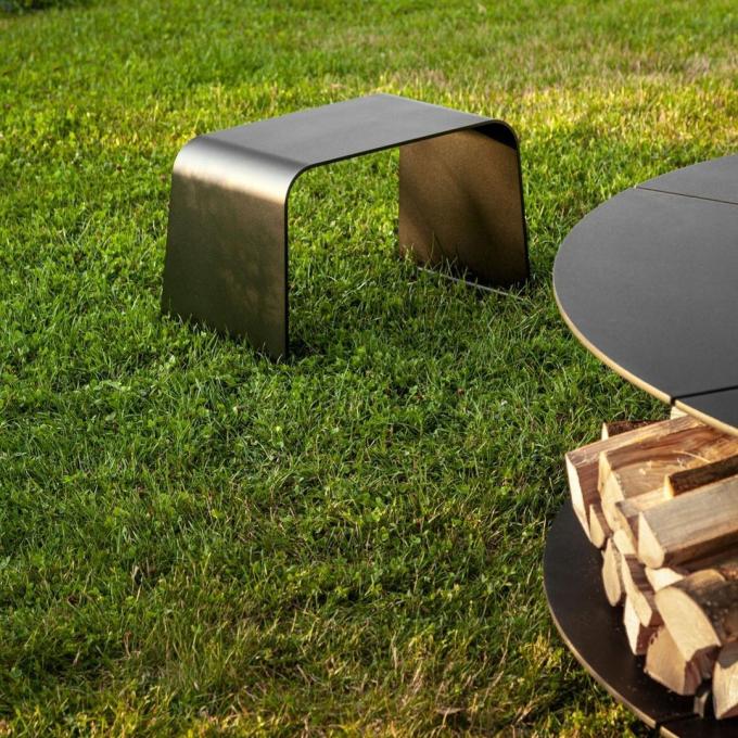 Runde brennholz-Speicher-Metallmöbel-im Freien hölzernes Halter-Feuer Pit Table With Chairs Corten Stahl