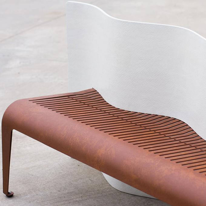  Kundengebundene dekorative garten-Freizeit-Bank-Metallmöbel Corten Stahlim freien